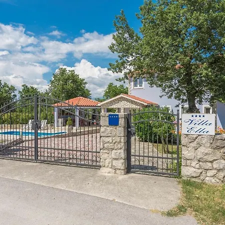 Villa Ella *